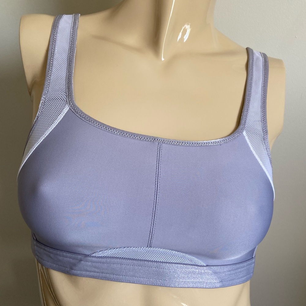 Wacoal 32C wireless high-impact sports bra 852218 in silver grey